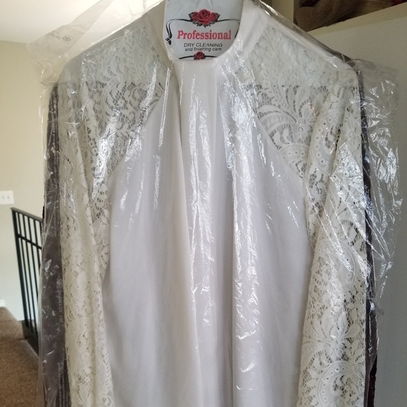 Blouse lot - Picture 3 of 3